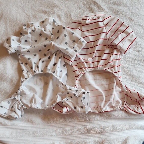 White and Red Dog Clothing with Heart Design - Picture 4 of 11